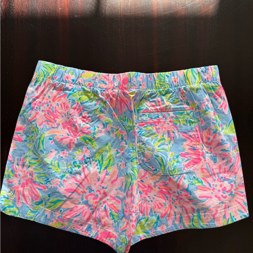 Lilly Pulitzer Pink and Blue Floral Women's Shorts - Picture 3 of 5